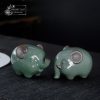 An Tượng – Chú voi gốm nhỏ, đứng yên mà vững chãi